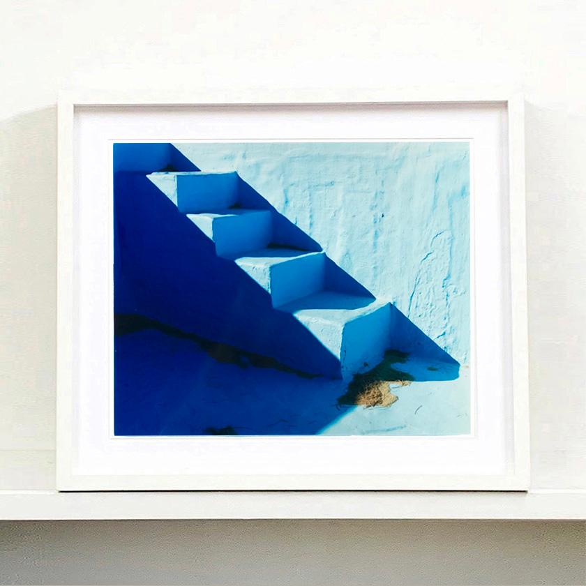 Dream in Colour – Drei drehbare Pool-Kunstwerke – amerikanische blaue Farbfotografie (Pop-Art), Photograph, von Richard Heeps