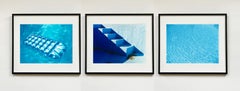 Dream in Color - Trois œuvres d'art de piscine en couleur - Photographie bleue américaine