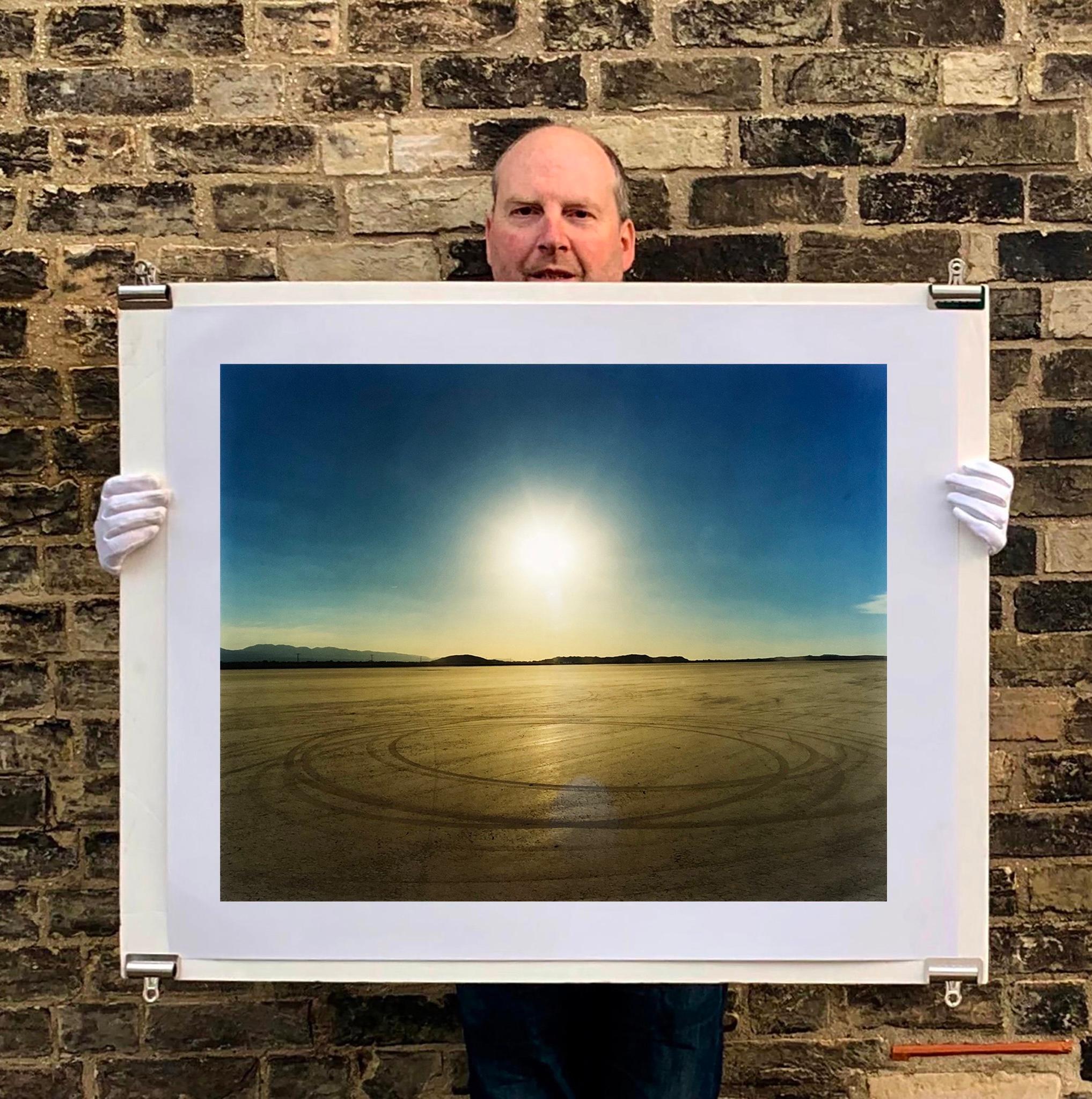 El Mirage, Californie - Photographie de paysage américain - Noir Landscape Photograph par Richard Heeps
