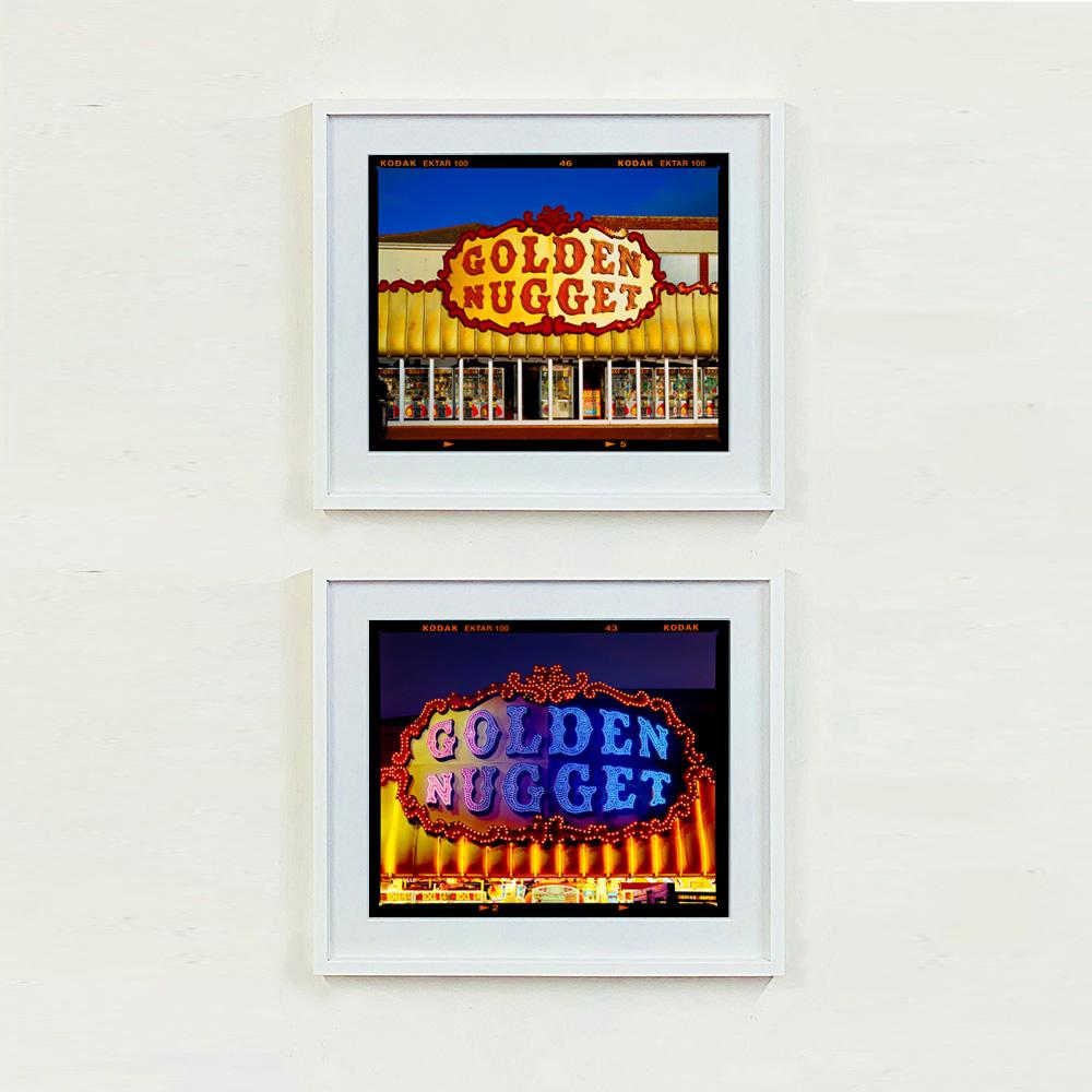 Golden Golden Nugget, Norfolk - Typografie Farbfotografie im Angebot 7