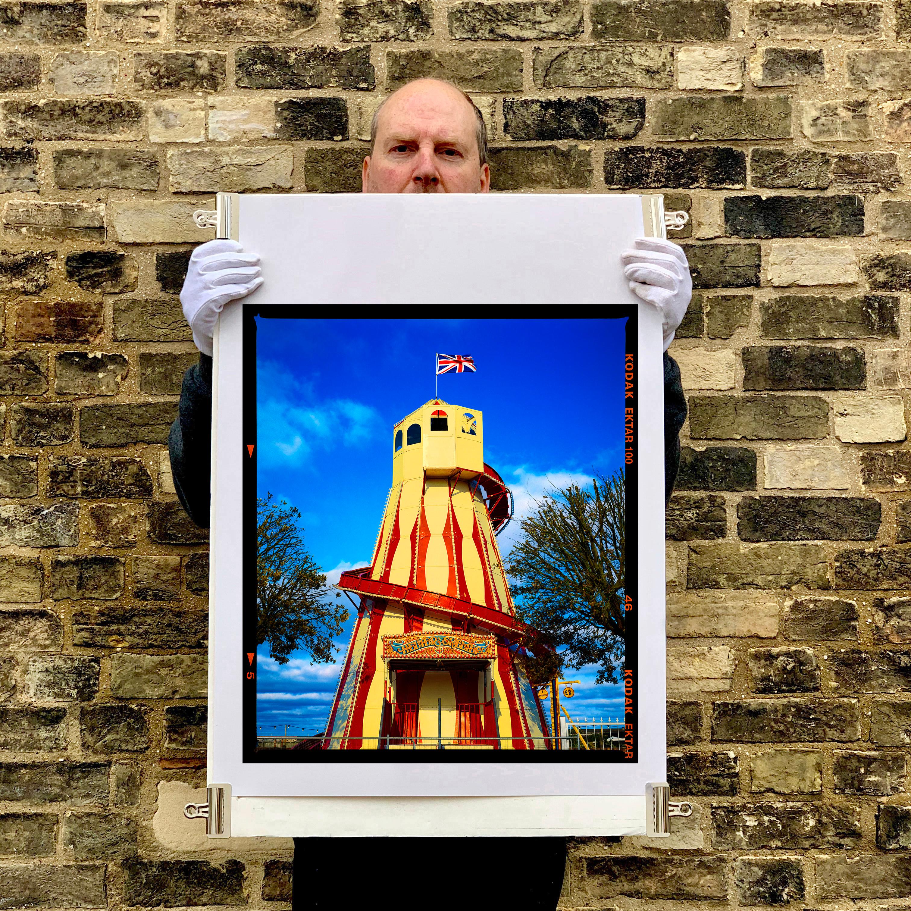 Helter Skelter, Norfolk - Fotografia a colori di una fiera d'epoca britannica in vendita 6