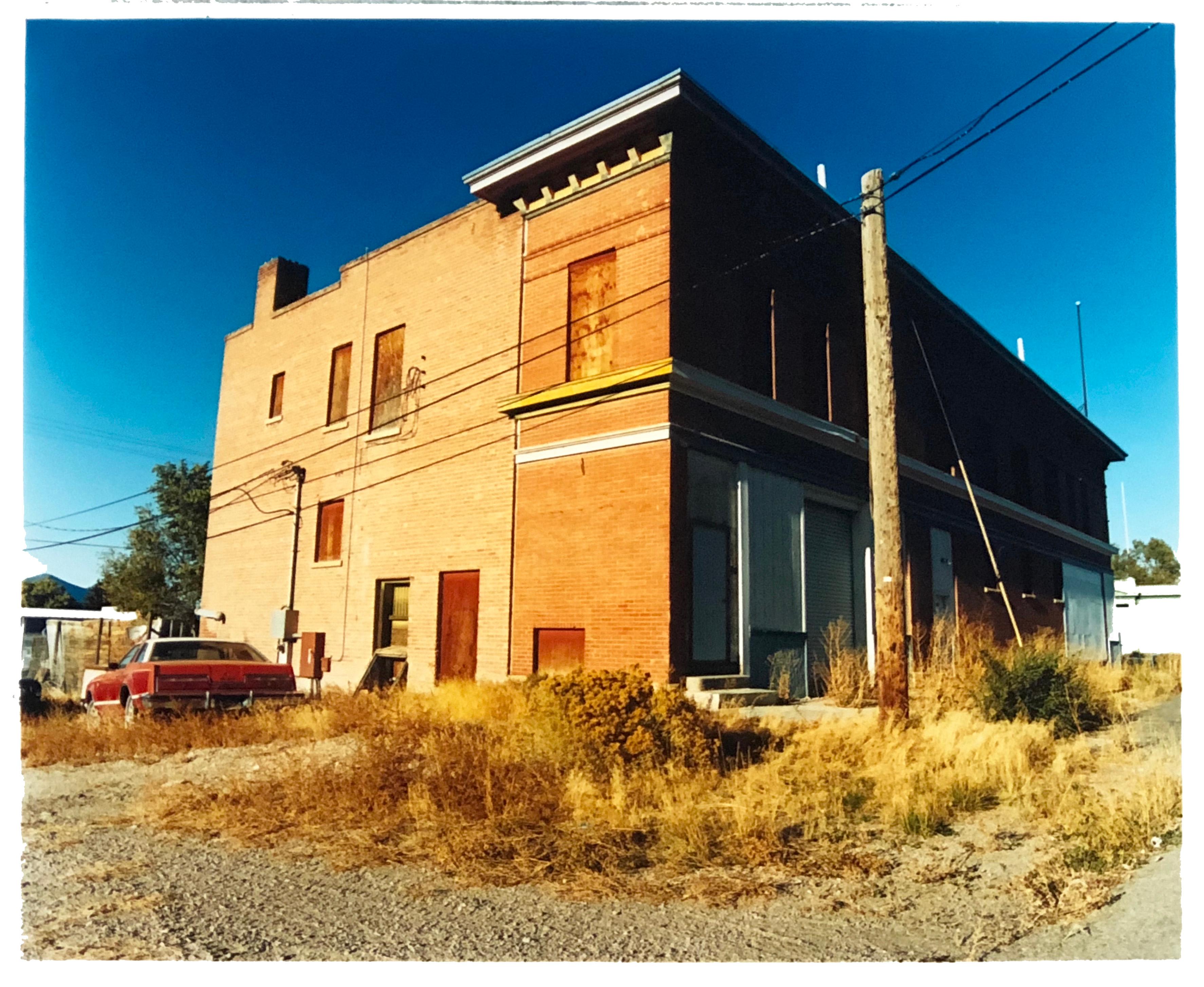 „High Street“, Ely, Nevada – nach dem Goldrush – Architektur-Farbfoto