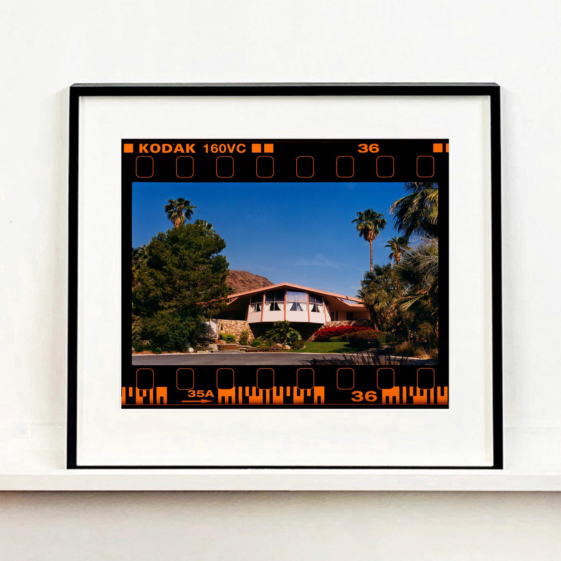 Honeymoon Hideaway, Palm Springs California - Mid-century architecture photo For Sale 1
