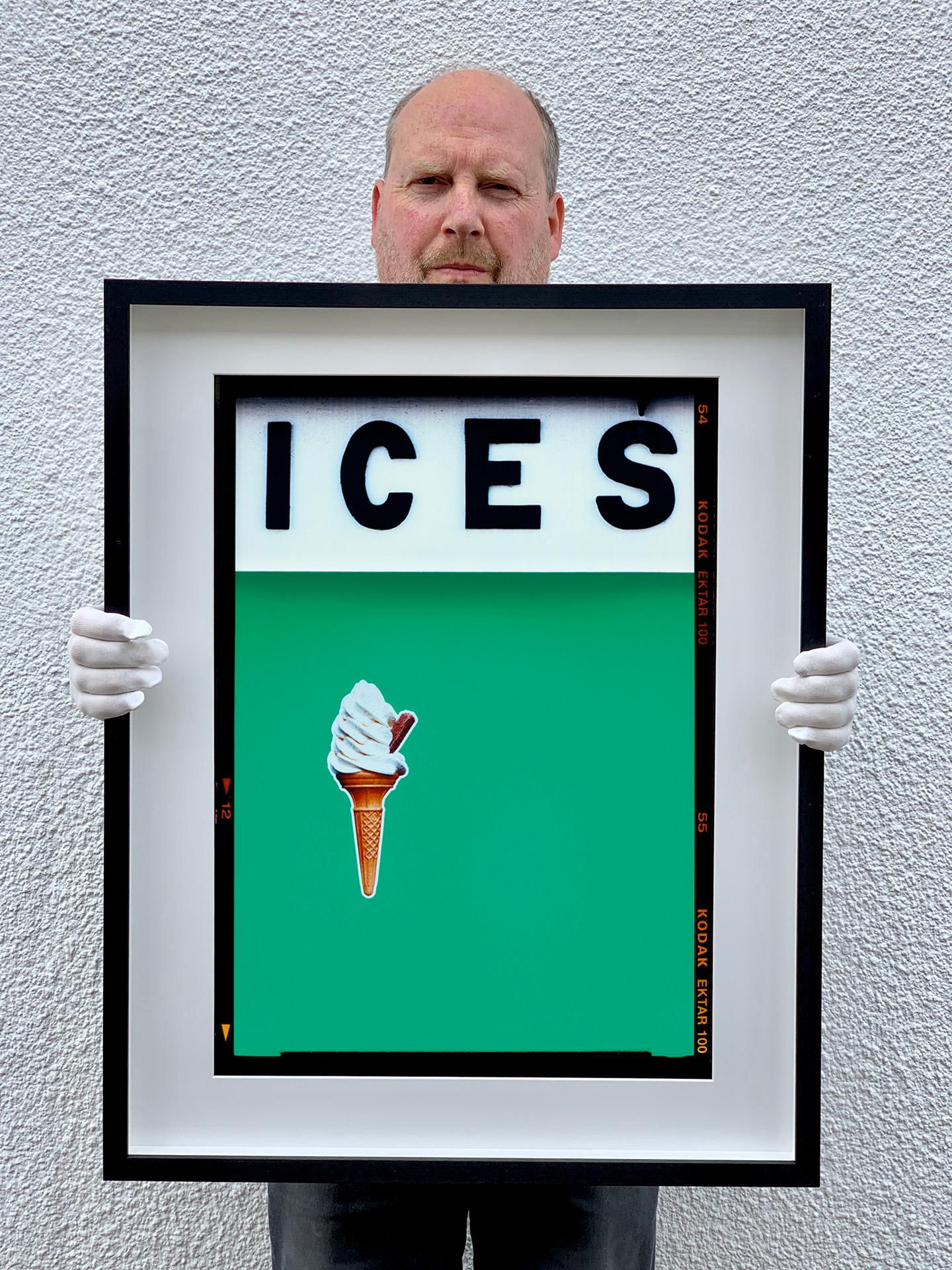 Ices (Viridian Green), Bexhill-on-Sea - British seaside color photography For Sale 5