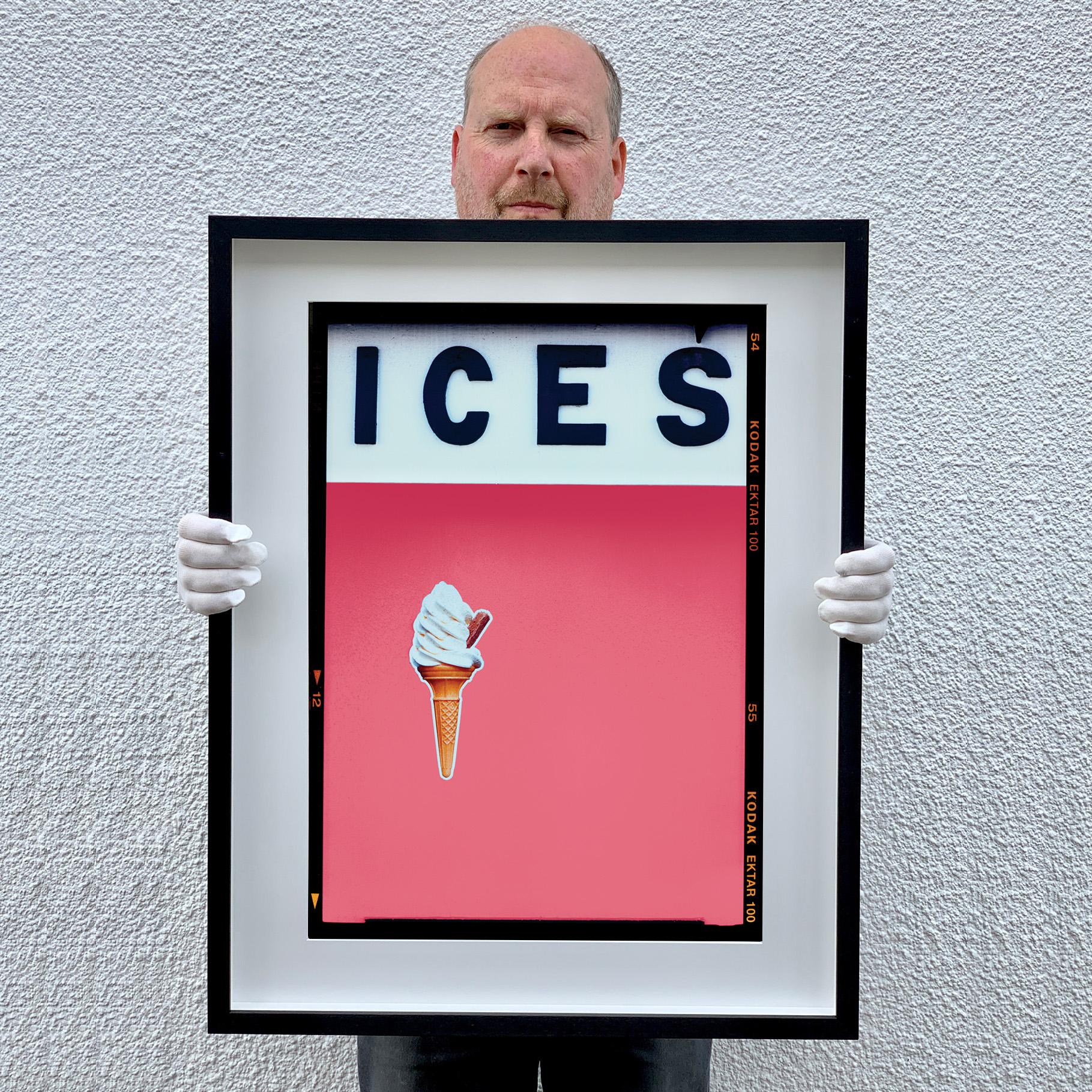 ICES Mehrfarbiges Set von vier gerahmten Kunstwerken – Pop-Art-Farbfotografie-Set im Angebot 5