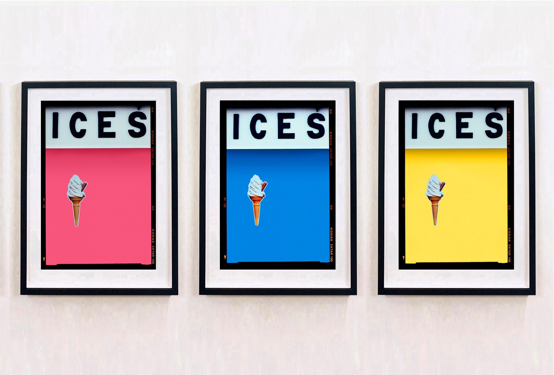 ICES Rosa Zitronenschale, Bexhill-on-Sea - Pop Art Typografiefotografie im Angebot 3
