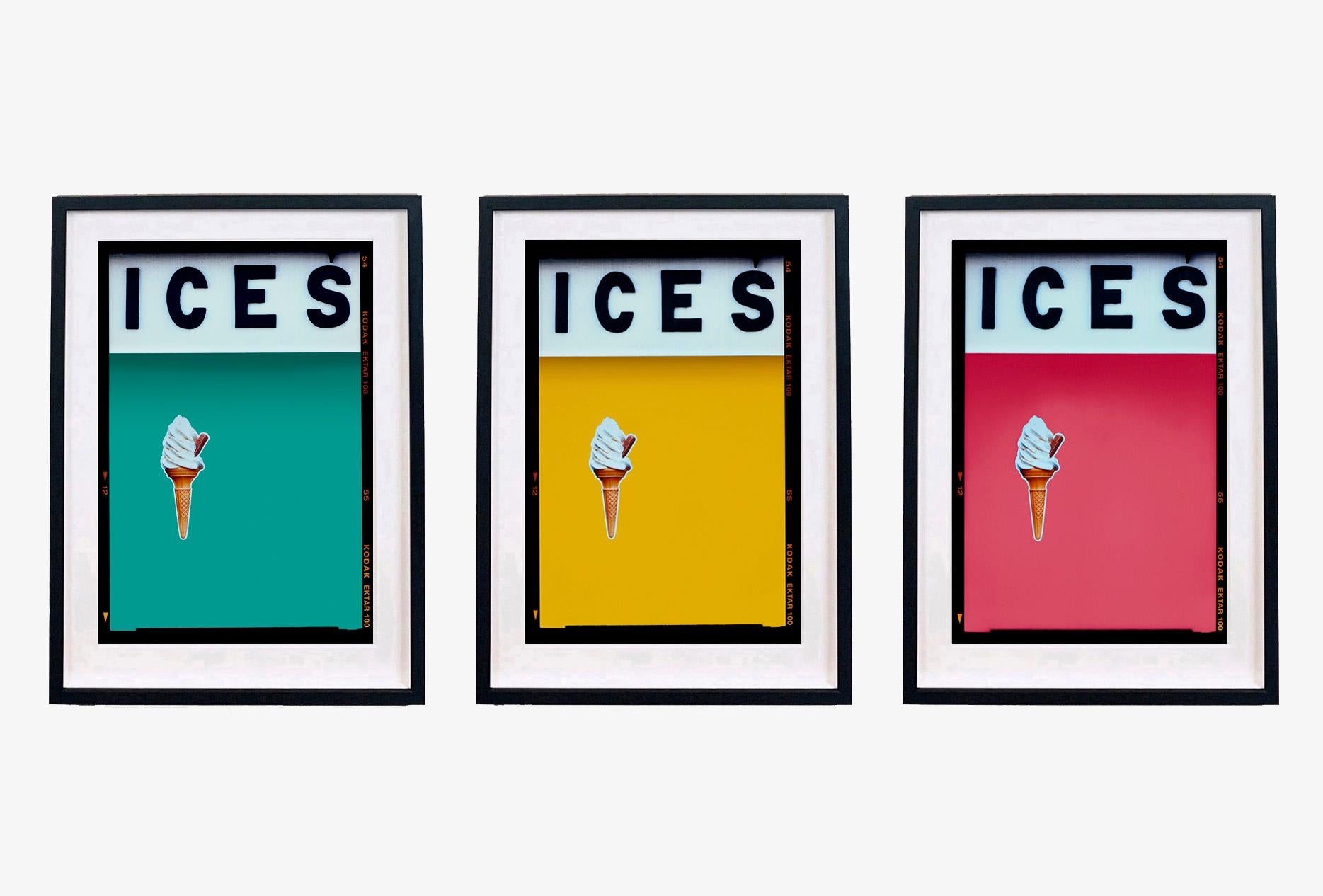 Richard Heeps Color Photograph – ICES Set aus drei gerahmten Kunstwerken – Pop-Art-Farbfotografie