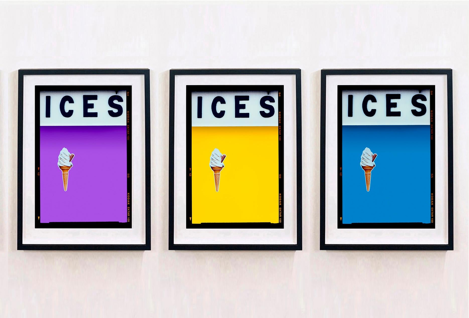 Ices (Sky Blue), Bexhill-on-Sea - Fotografía en color de la costa británica en venta 1