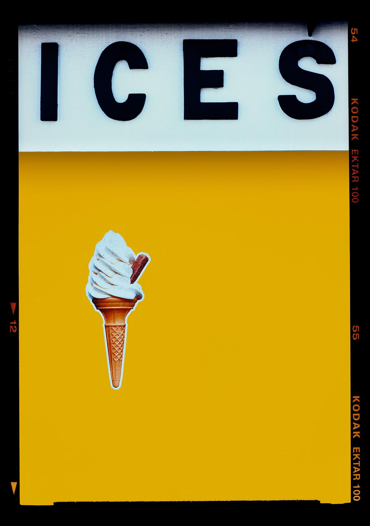 ICES Gelbes Set aus vier gerahmten Kunstwerken – Pop-Art-Farbfotografie im Angebot 2