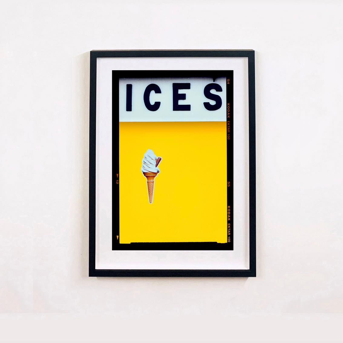 ICES Gelbes Set aus drei gerahmten Kunstwerken – Pop-Art-Farbfotografie im Angebot 7