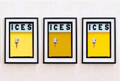 Ensemble de trois œuvres d'art encadrées jaune ICES - Photographie couleur Pop Art
