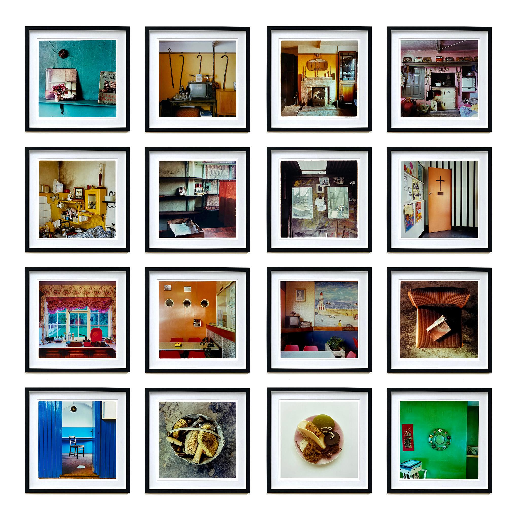 Kitchen Sink – Ordinary Places Vintage-Interieurfotografie im Angebot 1