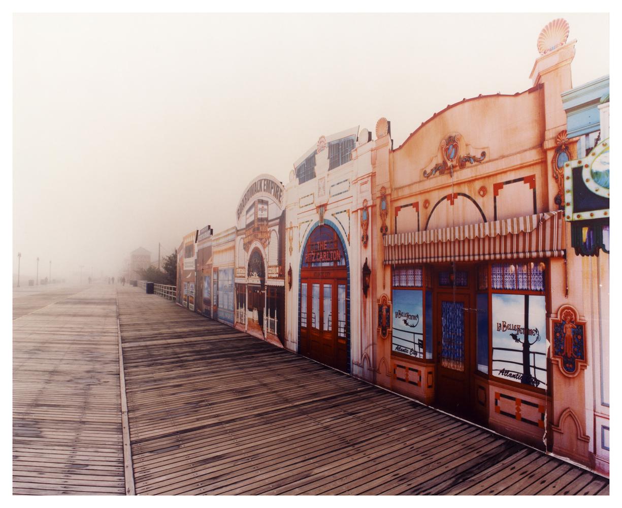 La Belle Femme in the Mist, Atlantic City, New Jersey - American Color Photo
