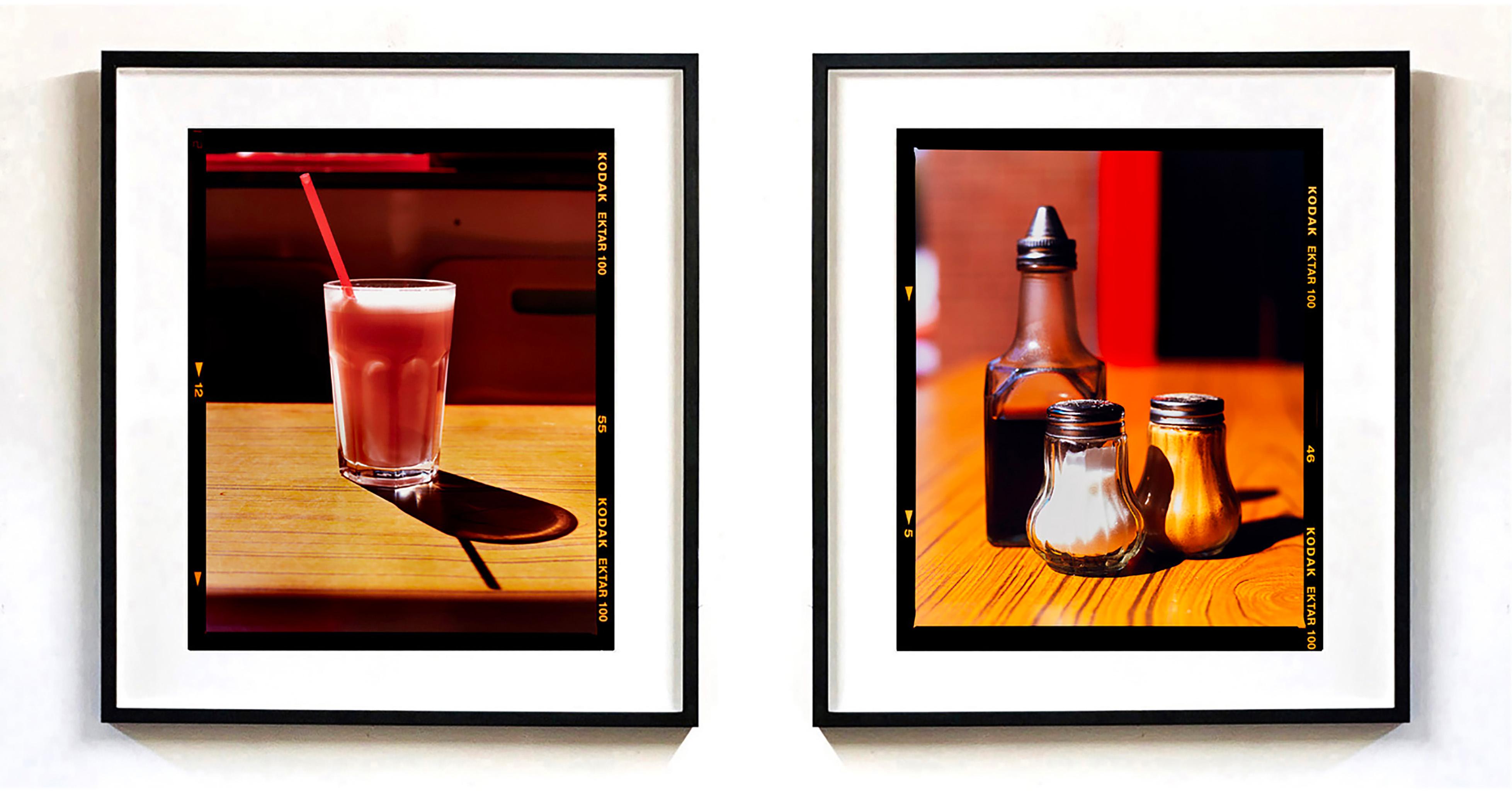 Milchshake und Salz, Pfeffer & Essig - Interieur Stillleben Farbfotos