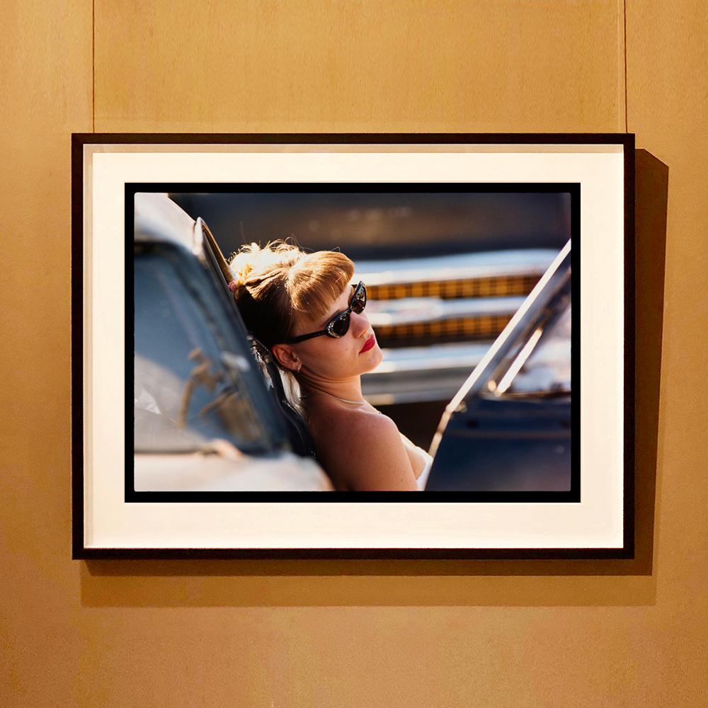 Miss Vega, Las Vegas - Photographie couleur de portraits contemporains en vente 2