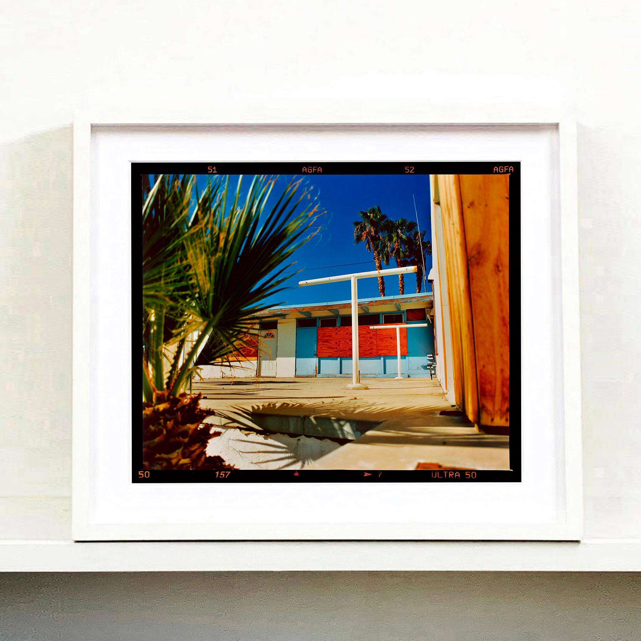 Motel Desert Shores, Salton Sea, California - Mid-century Architecture photo - Contemporary Photograph by Richard Heeps
