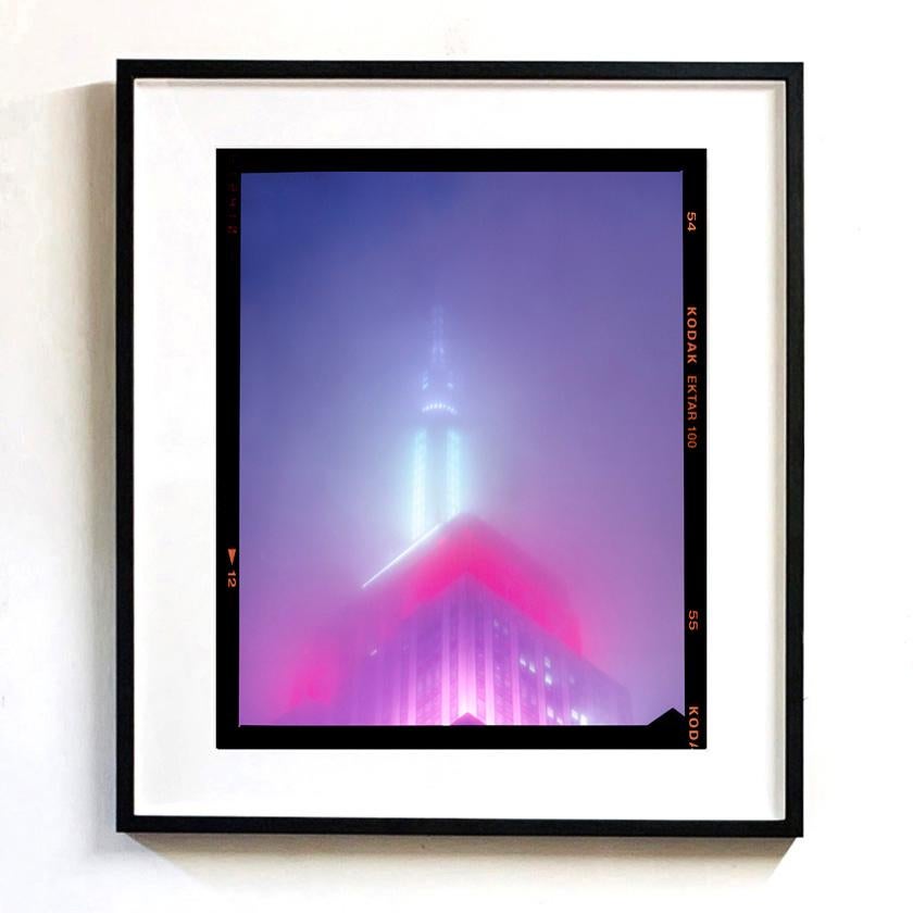 NOMAD, New York - Quattro fotografie Pop Art viola incorniciate in vendita 5