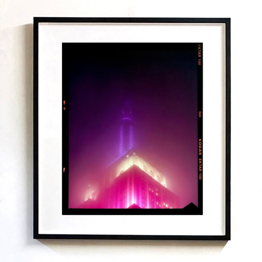 NOMAD, New York - Quattro fotografie Pop Art viola incorniciate in vendita 4