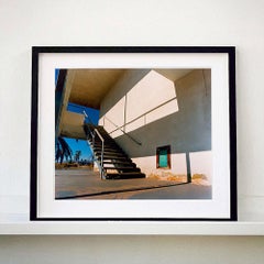 Escalones del Motel North Shore, Salton Sea, California - Fotografía arquitectónica en color