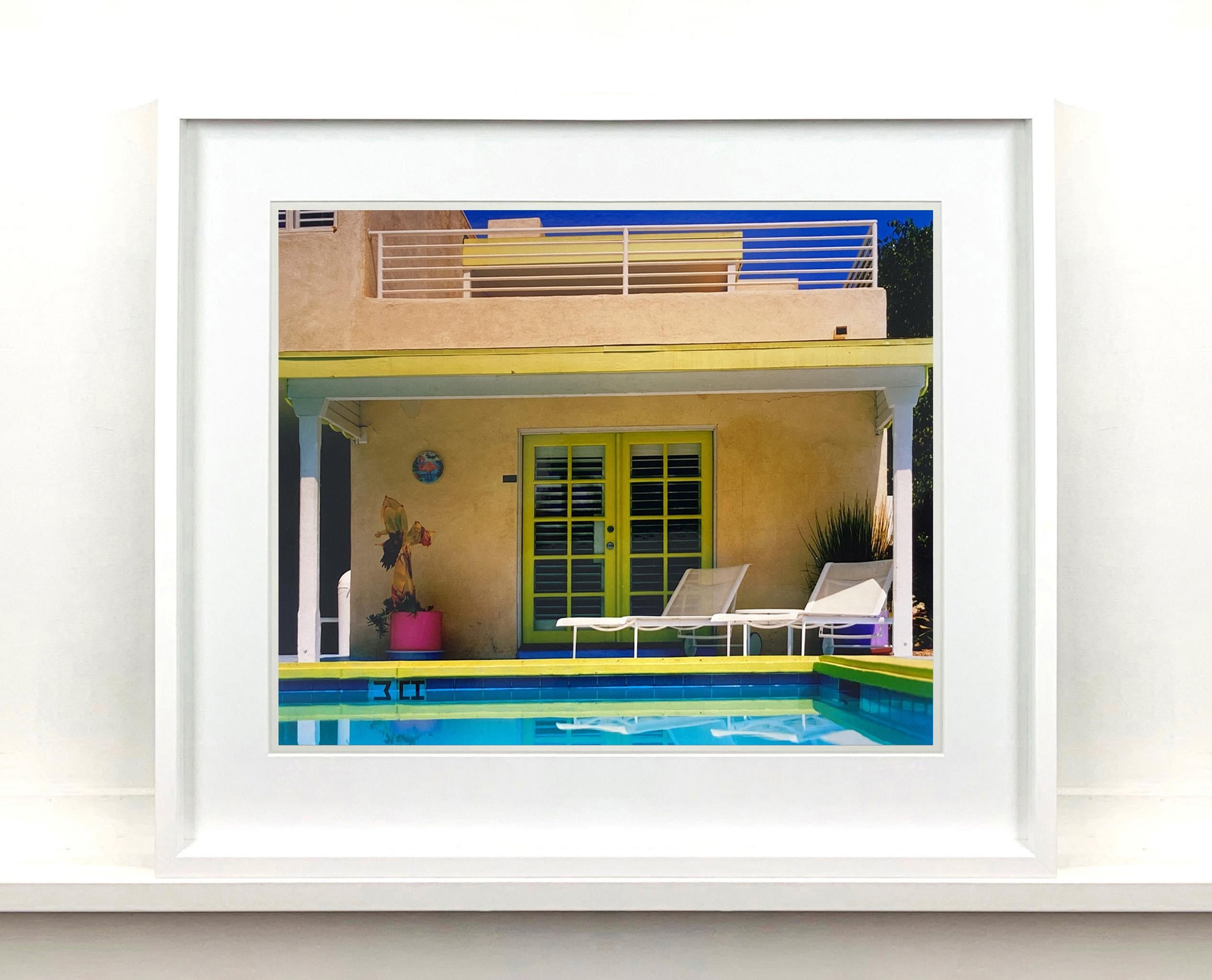 Palm Springs Poolside II, California - American Architecture Color Photography For Sale 2
