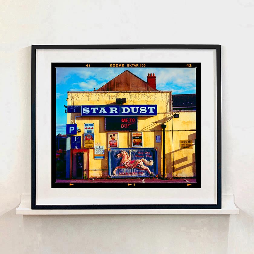 Pleasure Park, Llandudno - Fotografía en color de arquitectura costera en venta 6