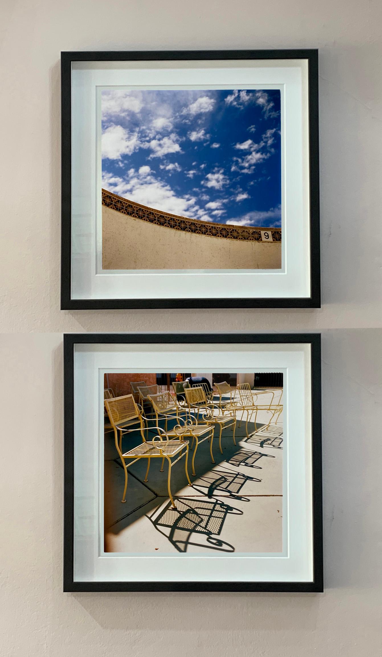 Fauteuils de piscine La Concha, Las Vegas - Photographie couleur américaine en vente 2