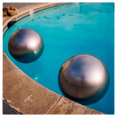 Piscina - Motel Harmony, California - Fotografía Americana en Color Enmarcada Pequeña