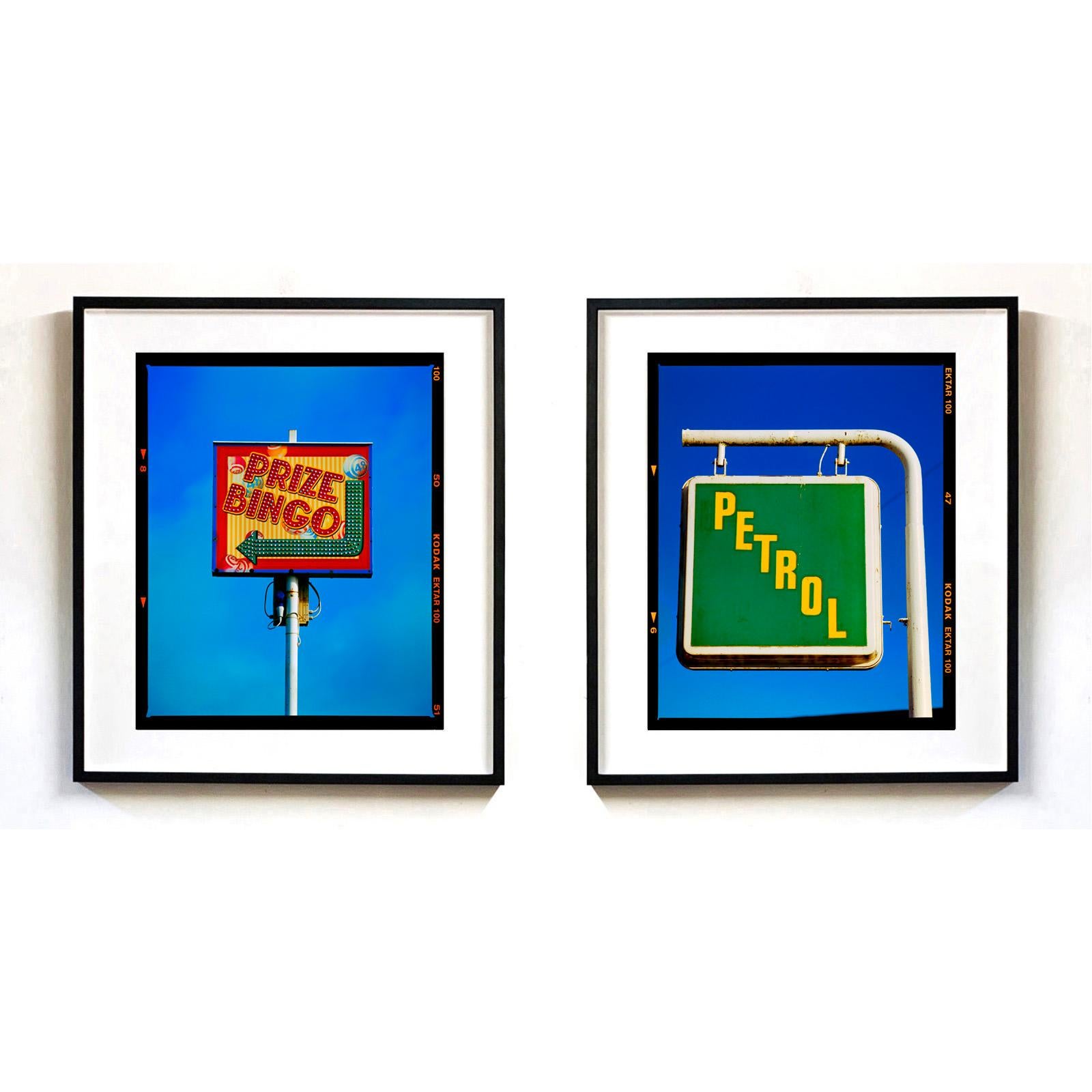 Prize Bingo, Norfolk - Photographie typographique couleur britannique en vente 3