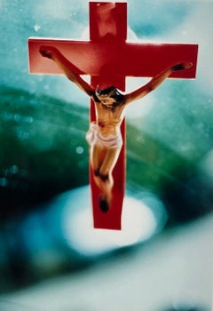 Red Cross, Bisley, Surrey - Icono religioso, Color, Fotografía