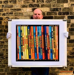 School Fun, Burnham Market – Mehrfarbige Vintage-Buchfotografie