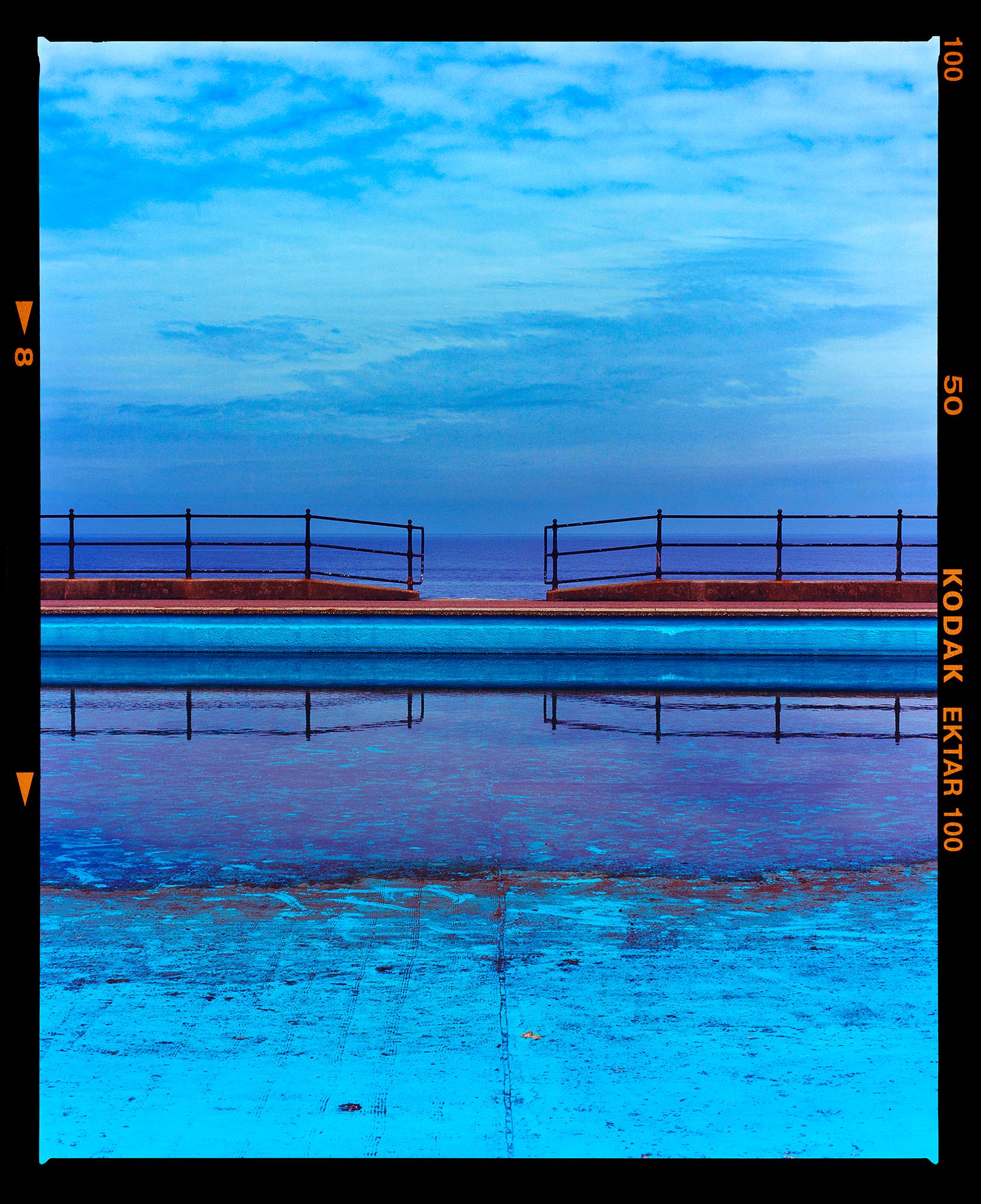 Set of Four Framed Artworks British Blue Seaside Holiday Collection For Sale 7