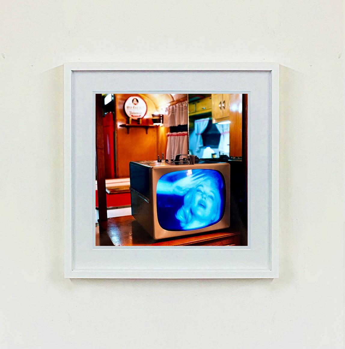 Ensemble de quatre photographies couleur encadrées Americana Mid-Century Style de vie américain en vente 9