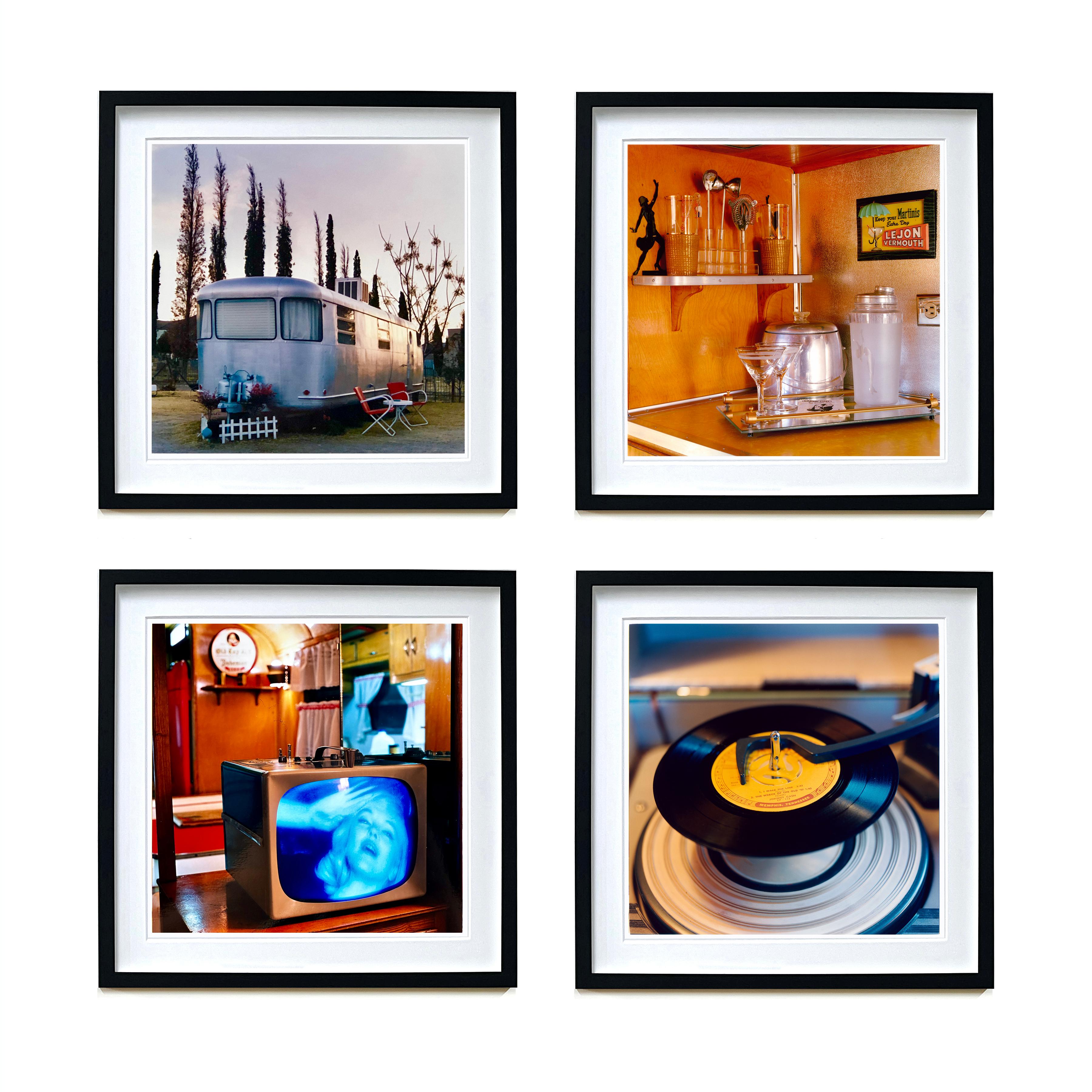 Print Richard Heeps - Ensemble de quatre photographies couleur encadrées Americana Mid-Century Style de vie américain
