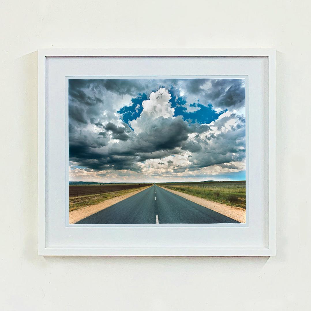 Set von drei gerahmten südafrikanischen Landschafts-Farbfotografien im Angebot 7