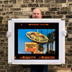 Albergue de la Era Espacial, Gila Bend, Arizona - Fotografía del letrero Googie de mediados de siglo