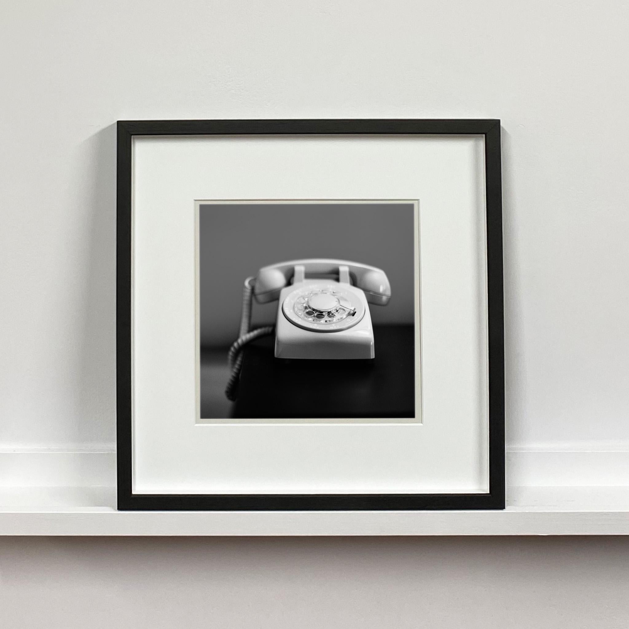 Teléfono, Palm Springs California - Fotografía cuadrada americana en blanco y negro en venta 1