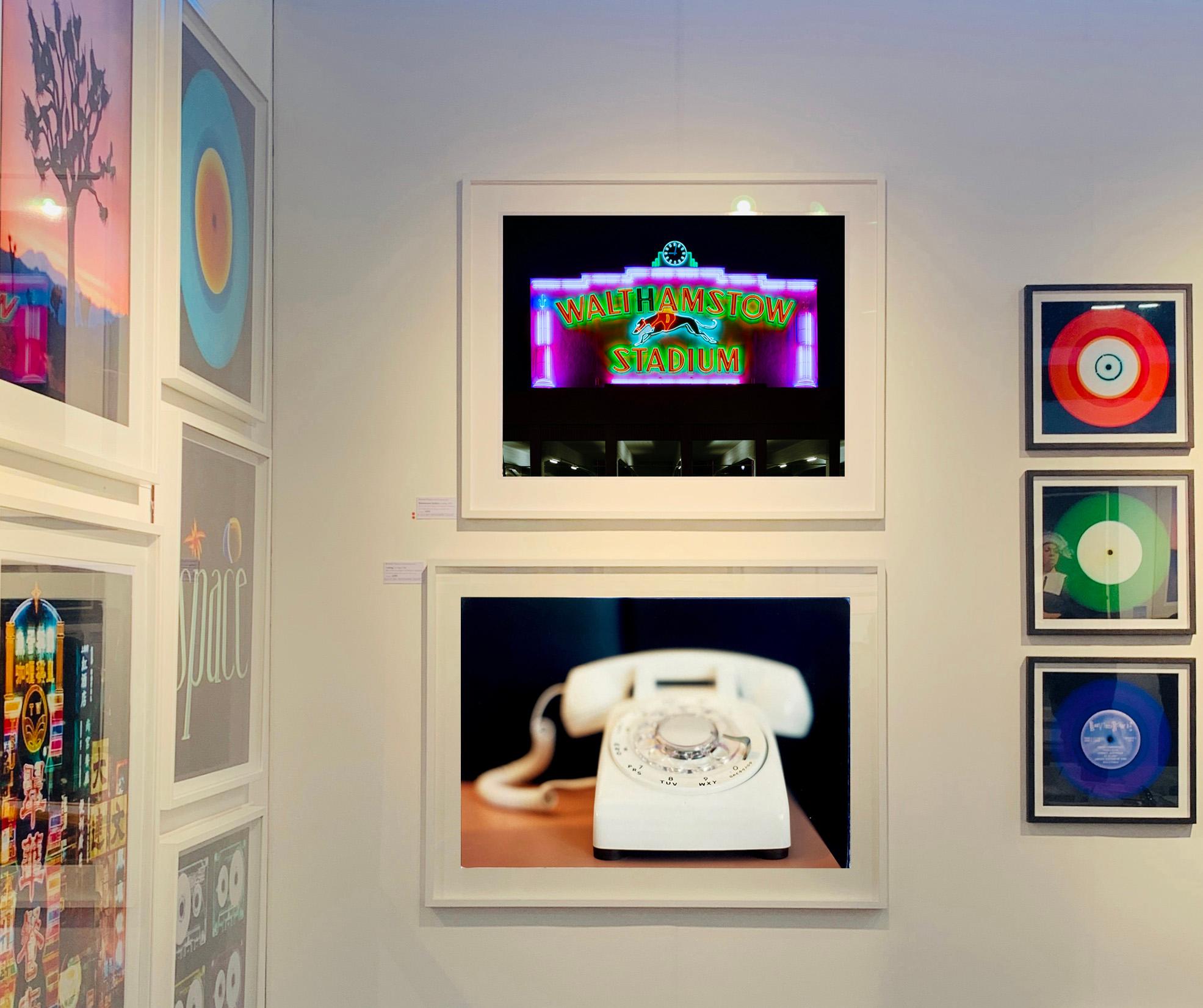 Telephone V, Ballantines Movie Colony, Palm Springs, Californie en vente 1