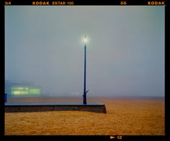 El embarcadero, Norfolk - Fotografía en color de la playa de Misty