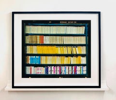 L'ultimo bacio, Milano - Chiosco dei libri, fotografia italiana a colori