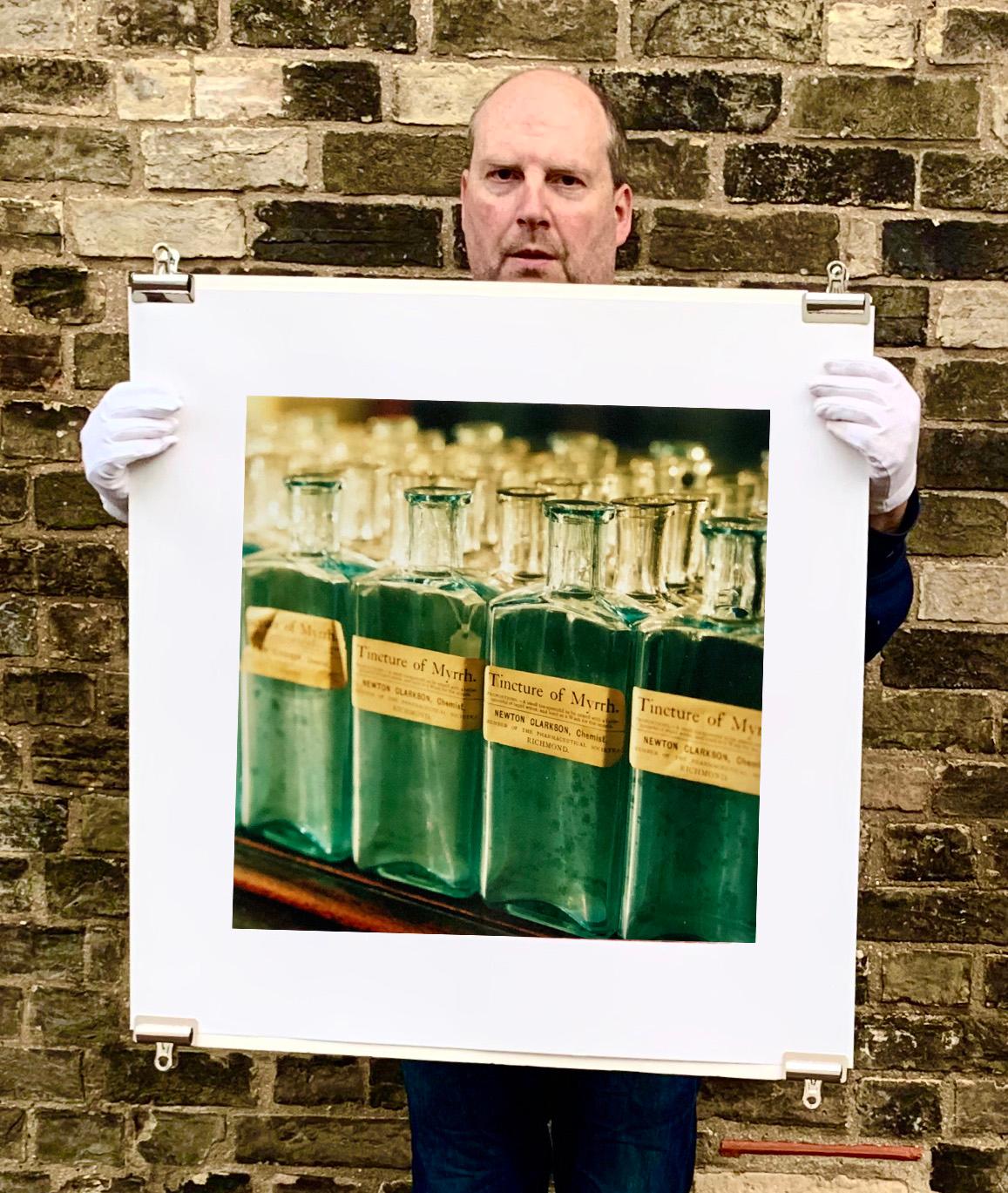Tincture of Myrrh, Stockton-on-Tees – Vintage-Interieur-Farbfotografie (Grün), Still-Life Photograph, von Richard Heeps