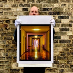 Utopischer Korridor, Mailand - Italienisches Design Innenarchitektur Farbfotografie