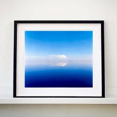 Ansicht von Bombay Beach, Salton Sea, Kalifornien – Blaues Aquarell-Farbfoto mit Blick auf das Meer