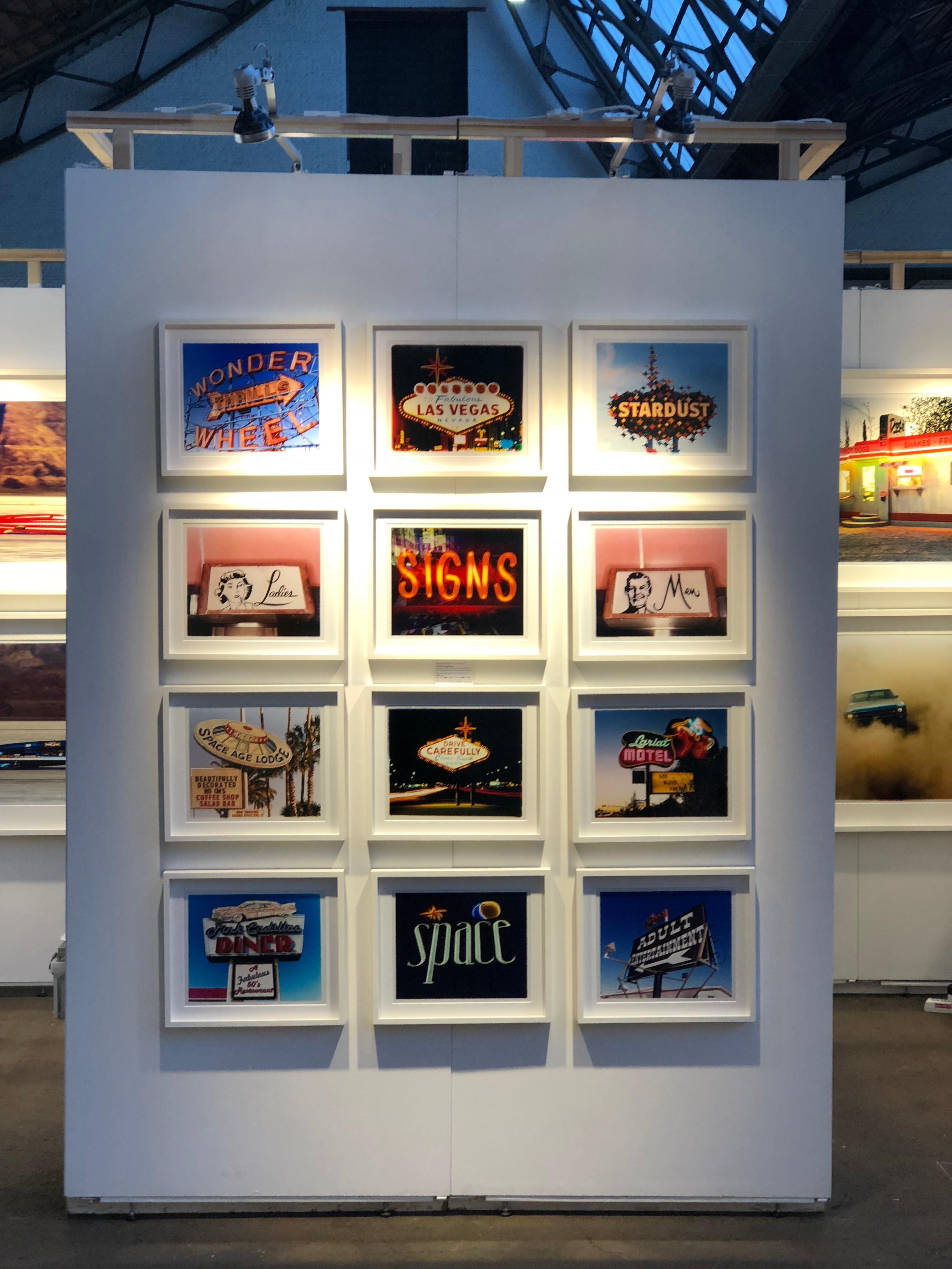 Bienvenue, Las Vegas, Nevada - Photographie Pop Art couleur Americana en vente 4