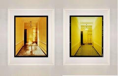 Corridoio giallo giorno e notte, Milano - Fotografia di architettura d'interni a colori