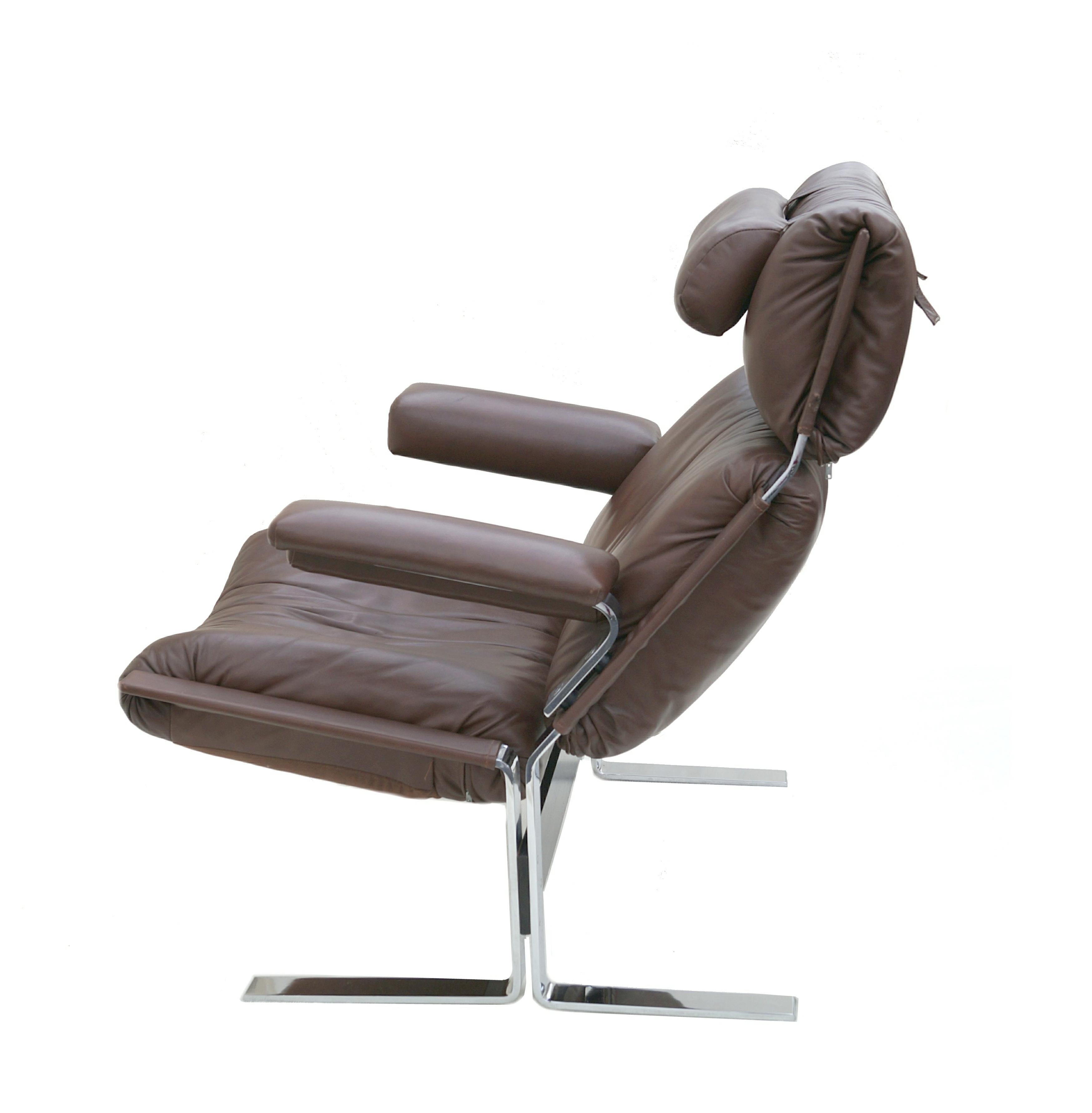 Richard Hersberger Pace Mid-Century Modern Leather & Chrome Lounge Chair Ottoman In Good Condition For Sale In Wayne, NJ