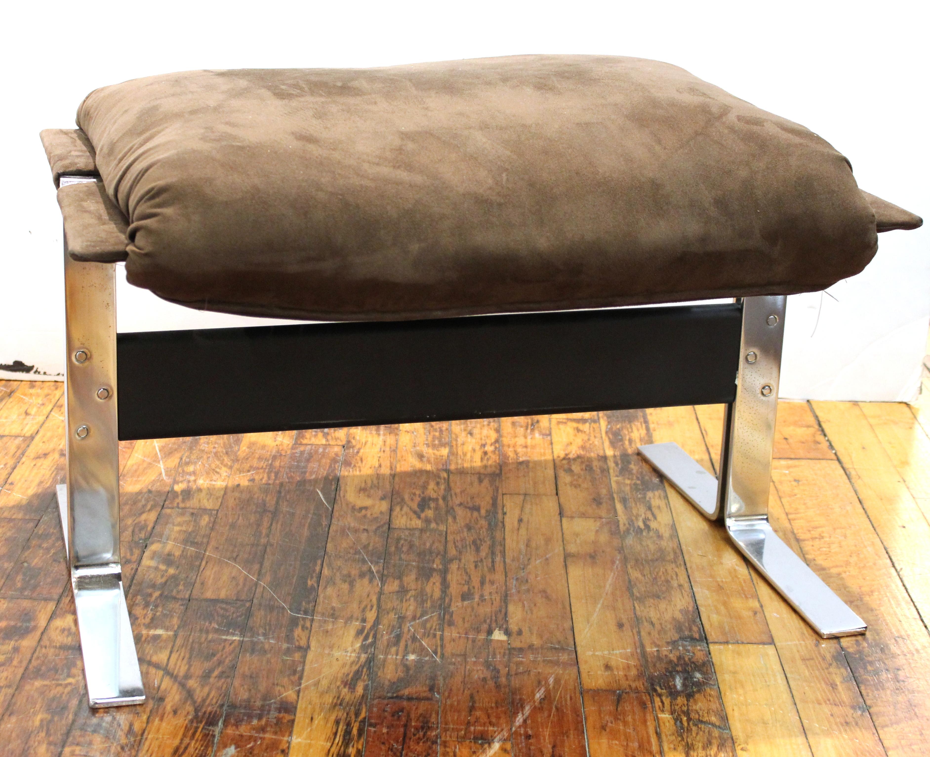 Richard Hersberger for Saporiti Italian Modern Lounge Chair with Ottoman 8