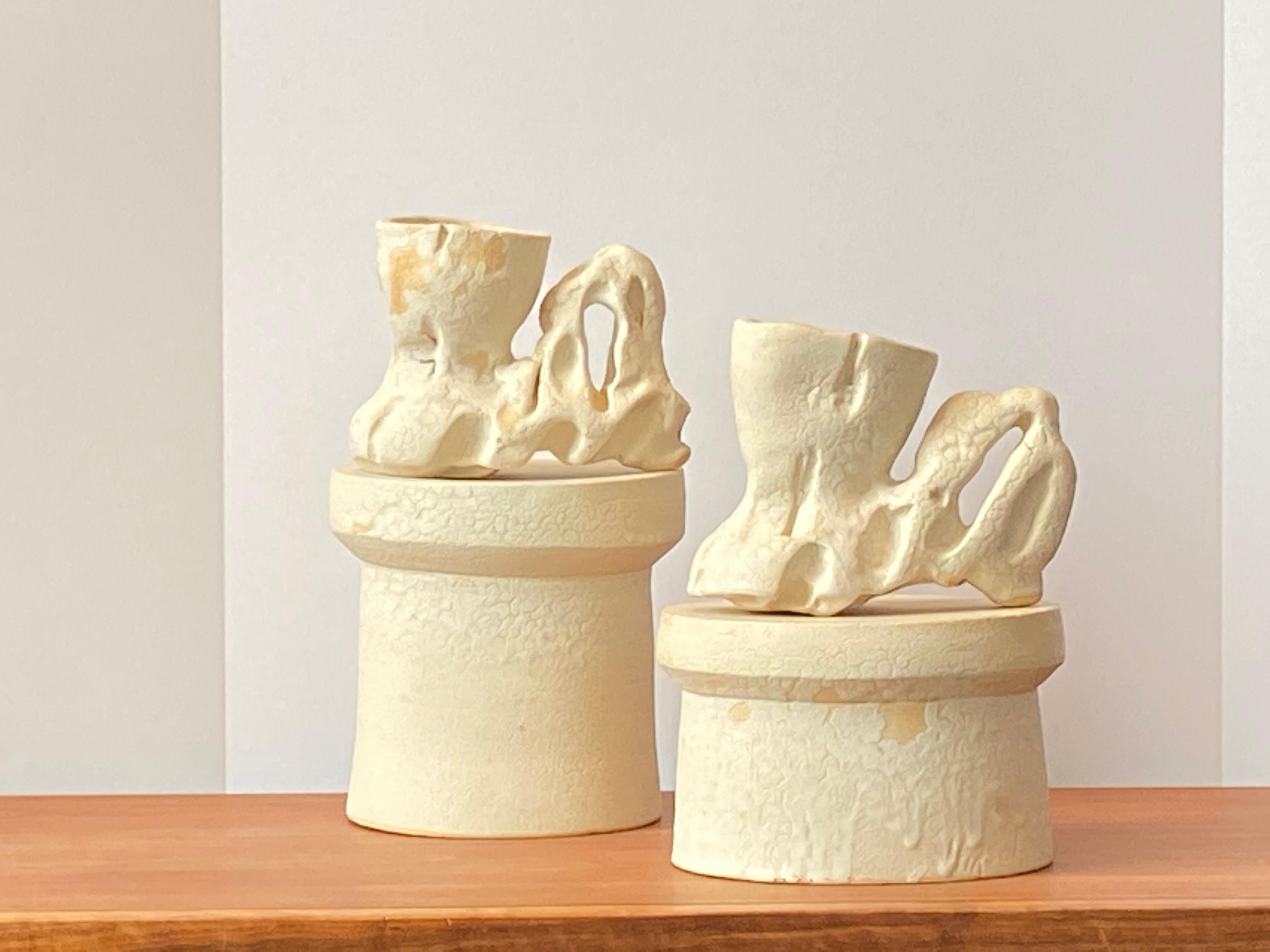 Richard Hirsch Ceramic Creamy White Primal Cups with Stands, 2018 In Excellent Condition For Sale In New York, NY