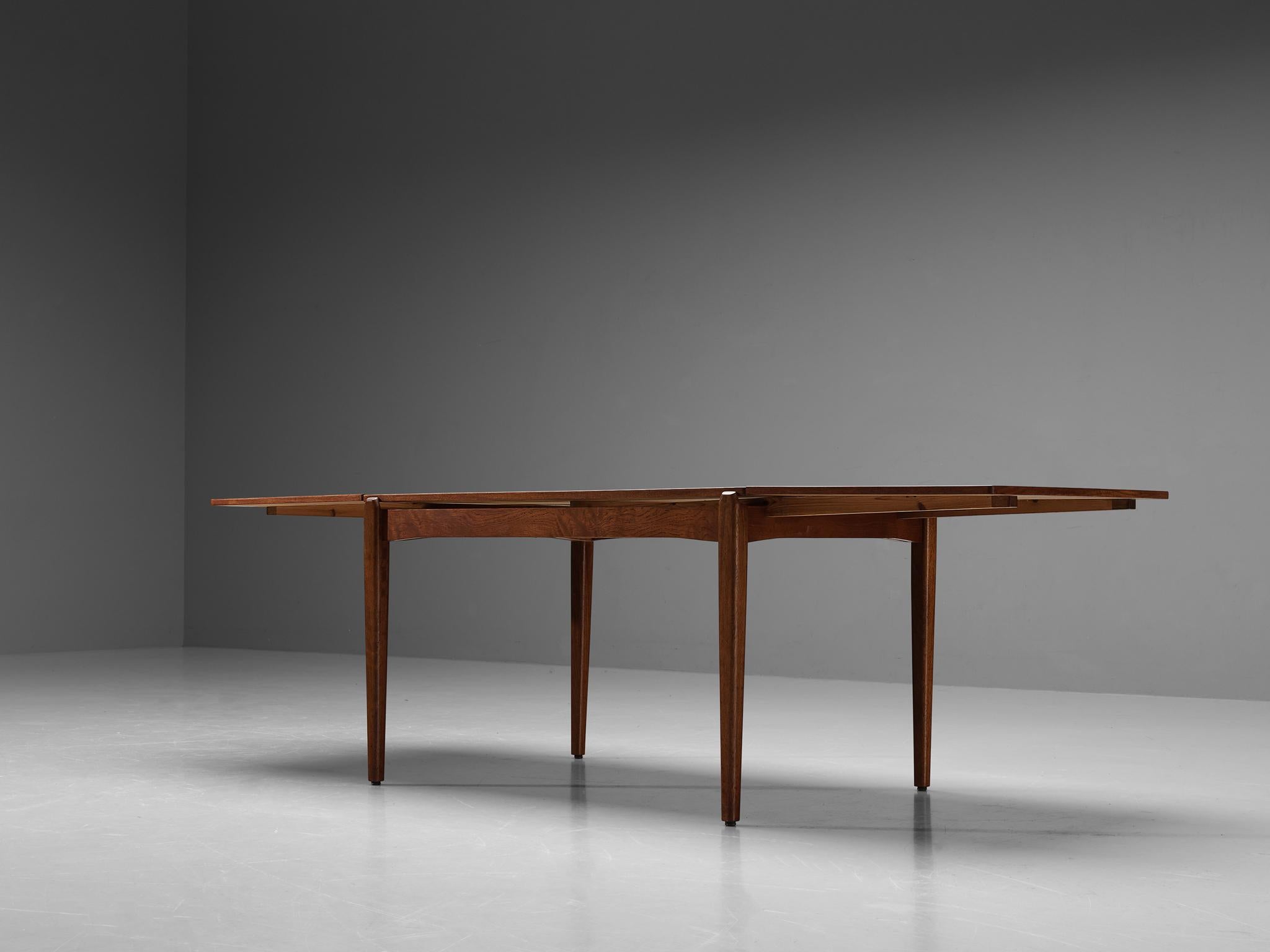 Richard Jensen & Kjaerulff Rasmussen Extendable Dining Table in Teak In Good Condition For Sale In Waalwijk, NL