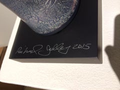 SILVER GREY IRIDESCENT BUST - figurative blown glass sculpture