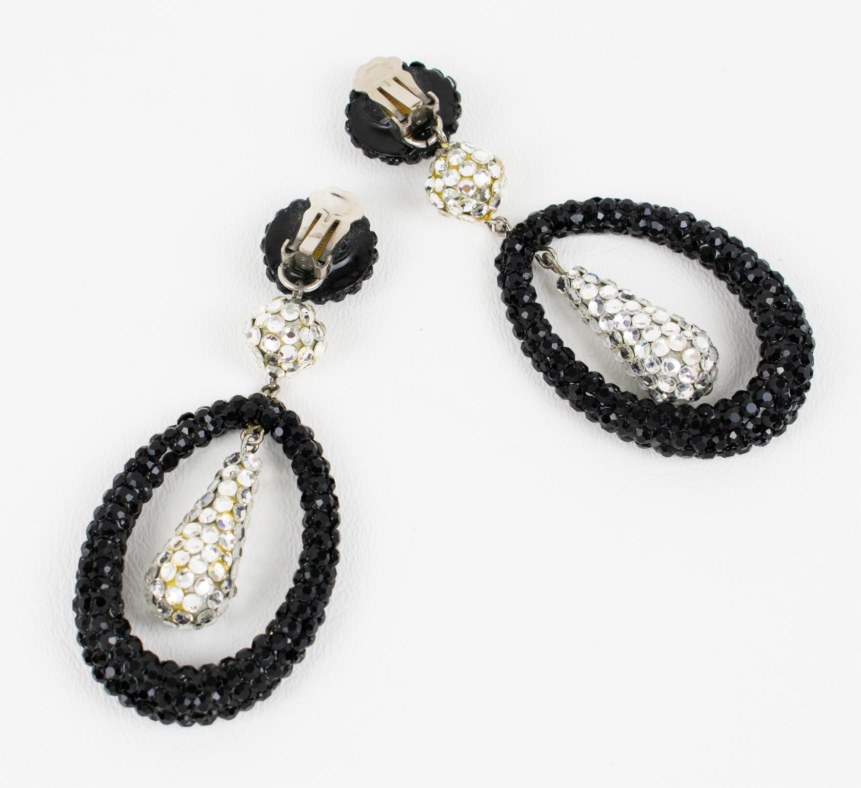 Richard Kerr Silver and Black Jewelled Earrings In Excellent Condition For Sale In Atlanta, GA